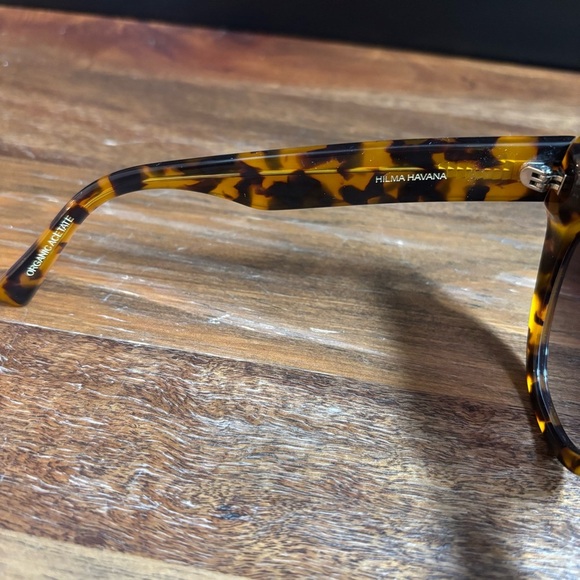 Monokel Eyewear Hilma Havana Brown Tortoise Shell Sunglasses main image 14